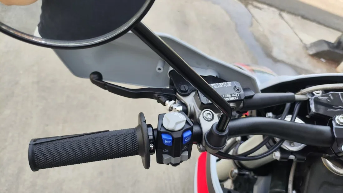 2026 GPX 300R TSE - View 2
