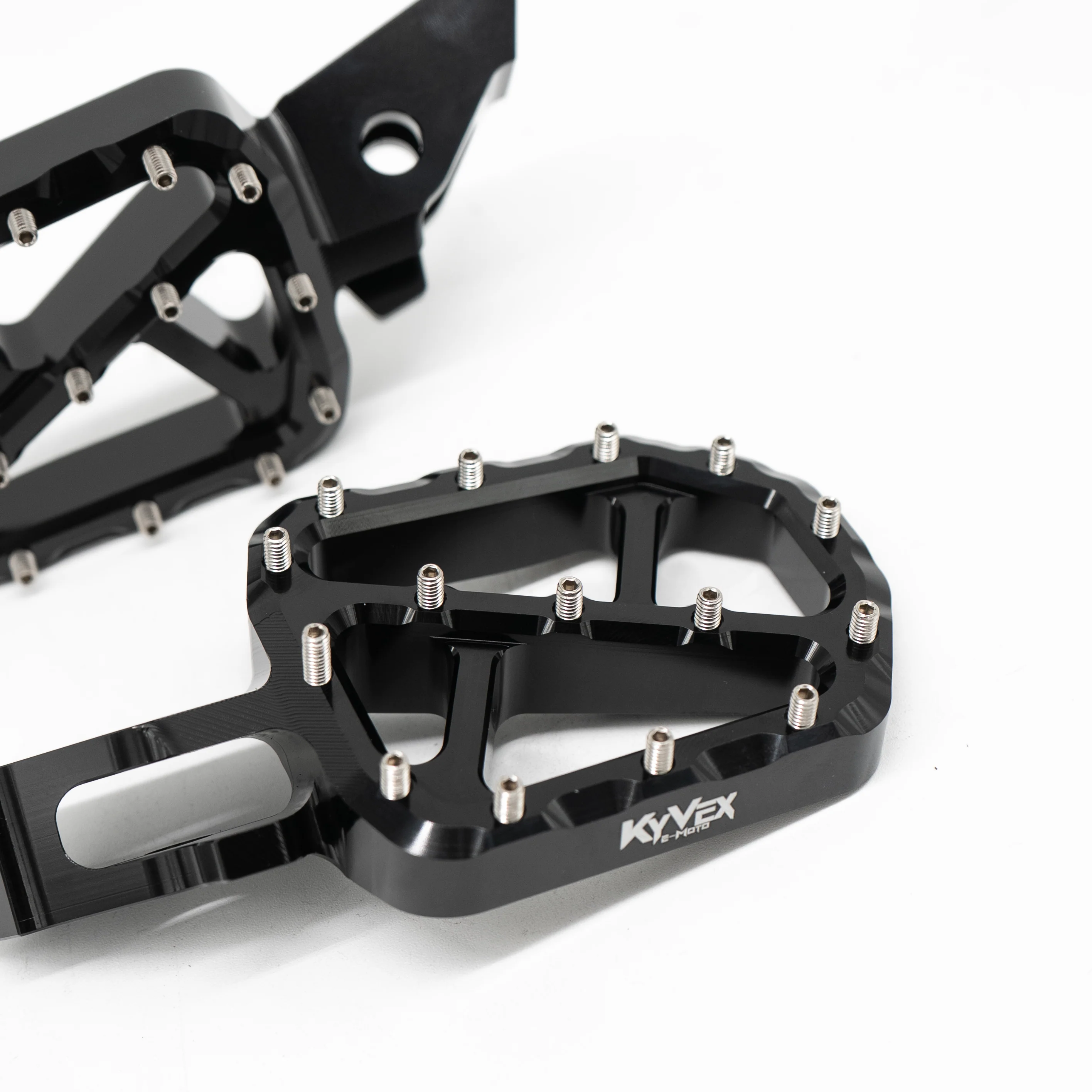 Kyvex Billet Wide Foot Pegs | Surron Ultra Bee