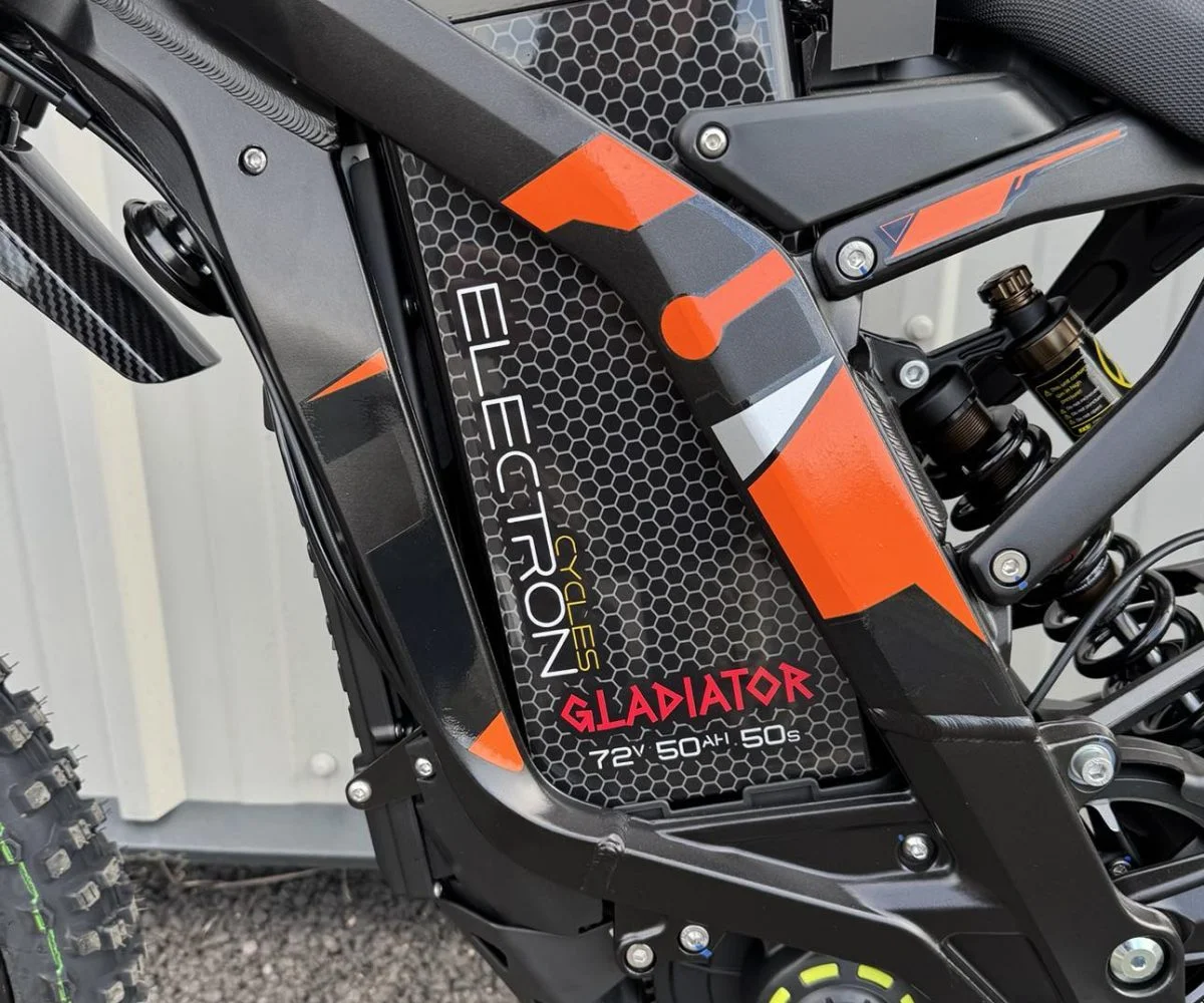 Electron Cycles Sur Ron Battery 72v - Gladiator V2 - 20s 50Ah 15Kw + Charger - View 2