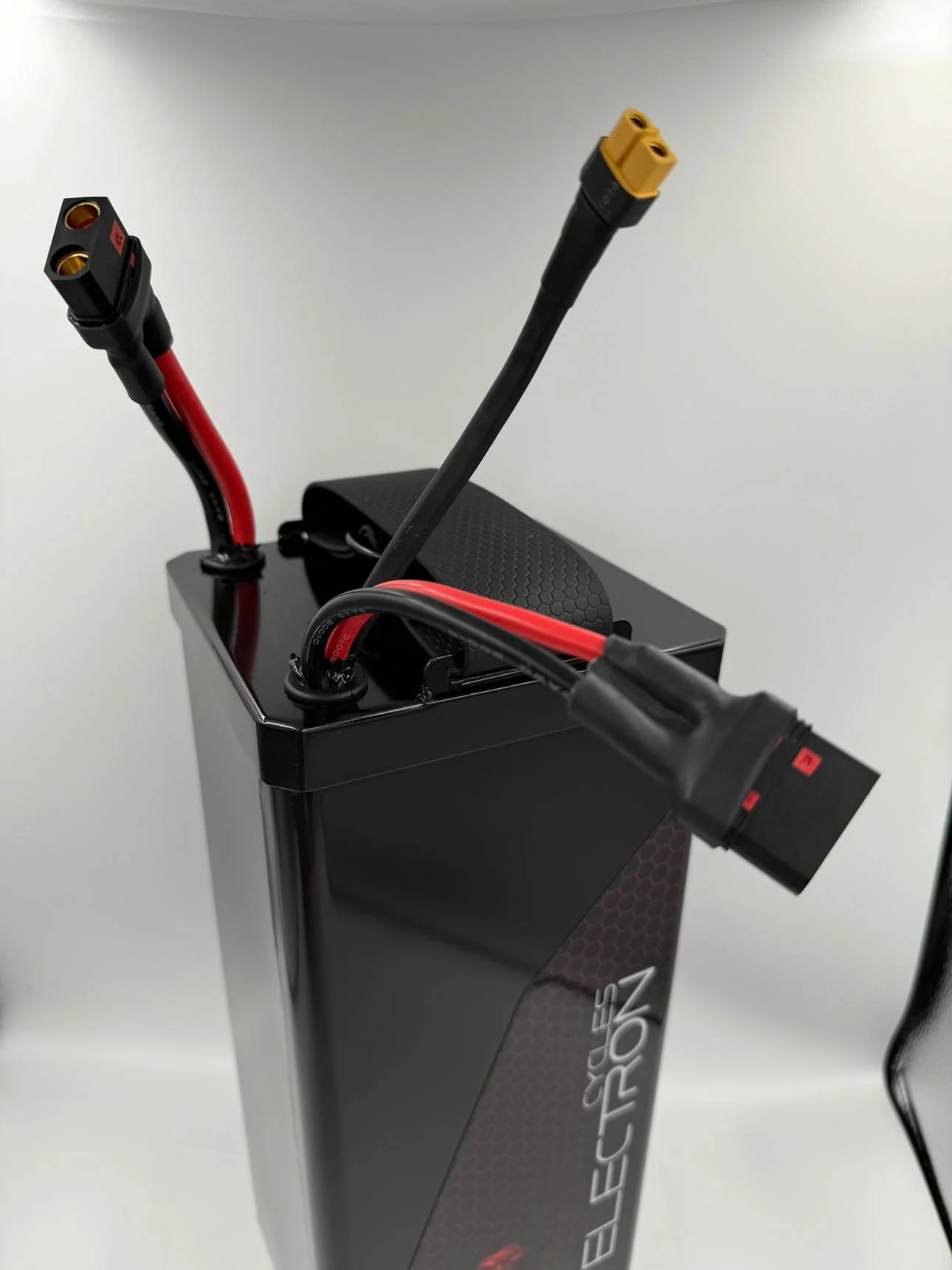 Electron Cycles Sur Ron Battery 81.4v 22s 4450Wh 55Ah Zeus Molicel P50B 48Kw + Charger - View 3