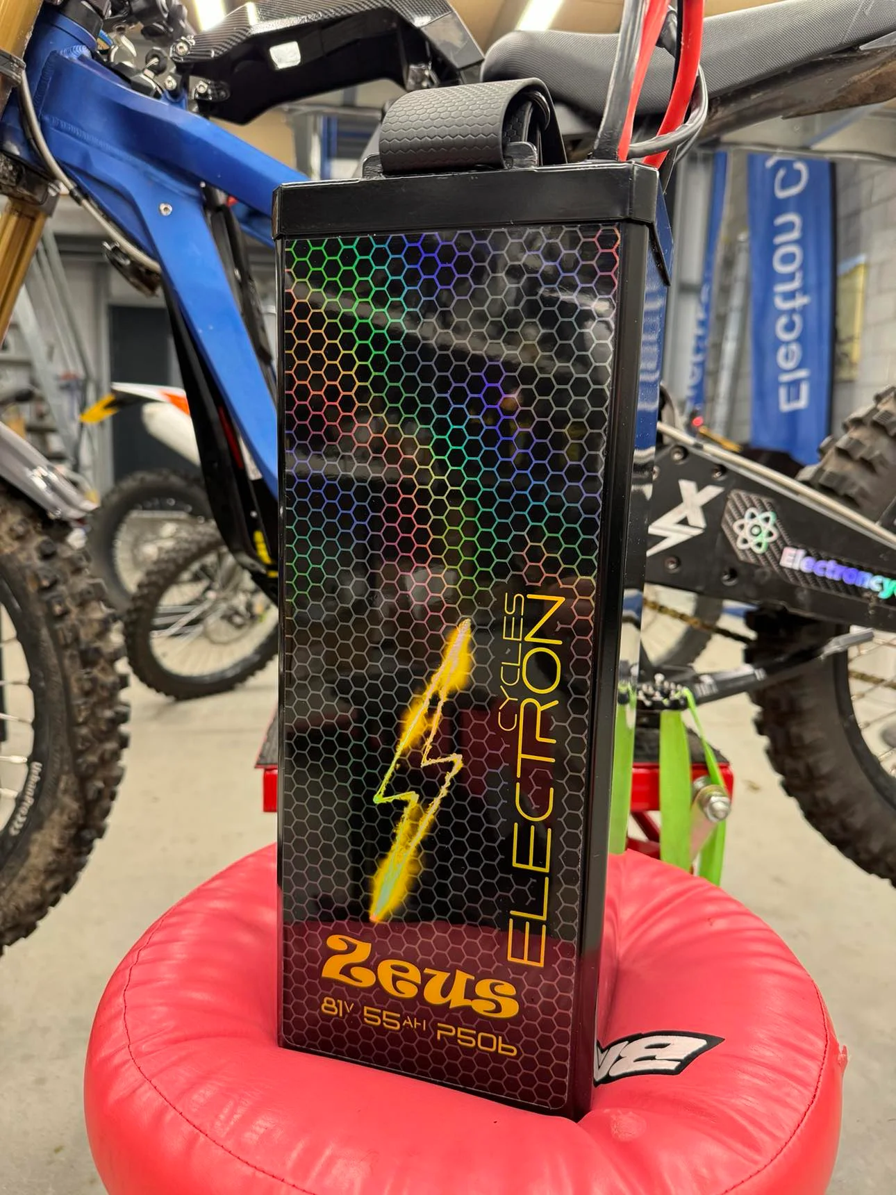 Electron Cycles Sur Ron Battery 81.4v 22s 4450Wh 55Ah Zeus Molicel P50B 48Kw + Charger - View 4