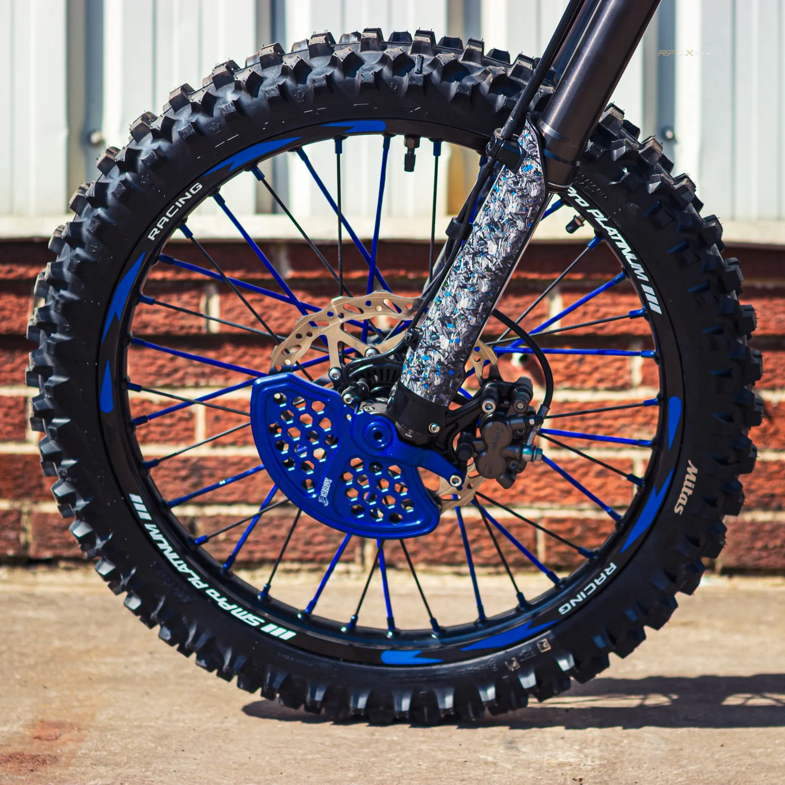 SM PRO ULTRA BEE WHEEL SET 21/18 - STANDARD BLUE/BLUE COMBO - View 3