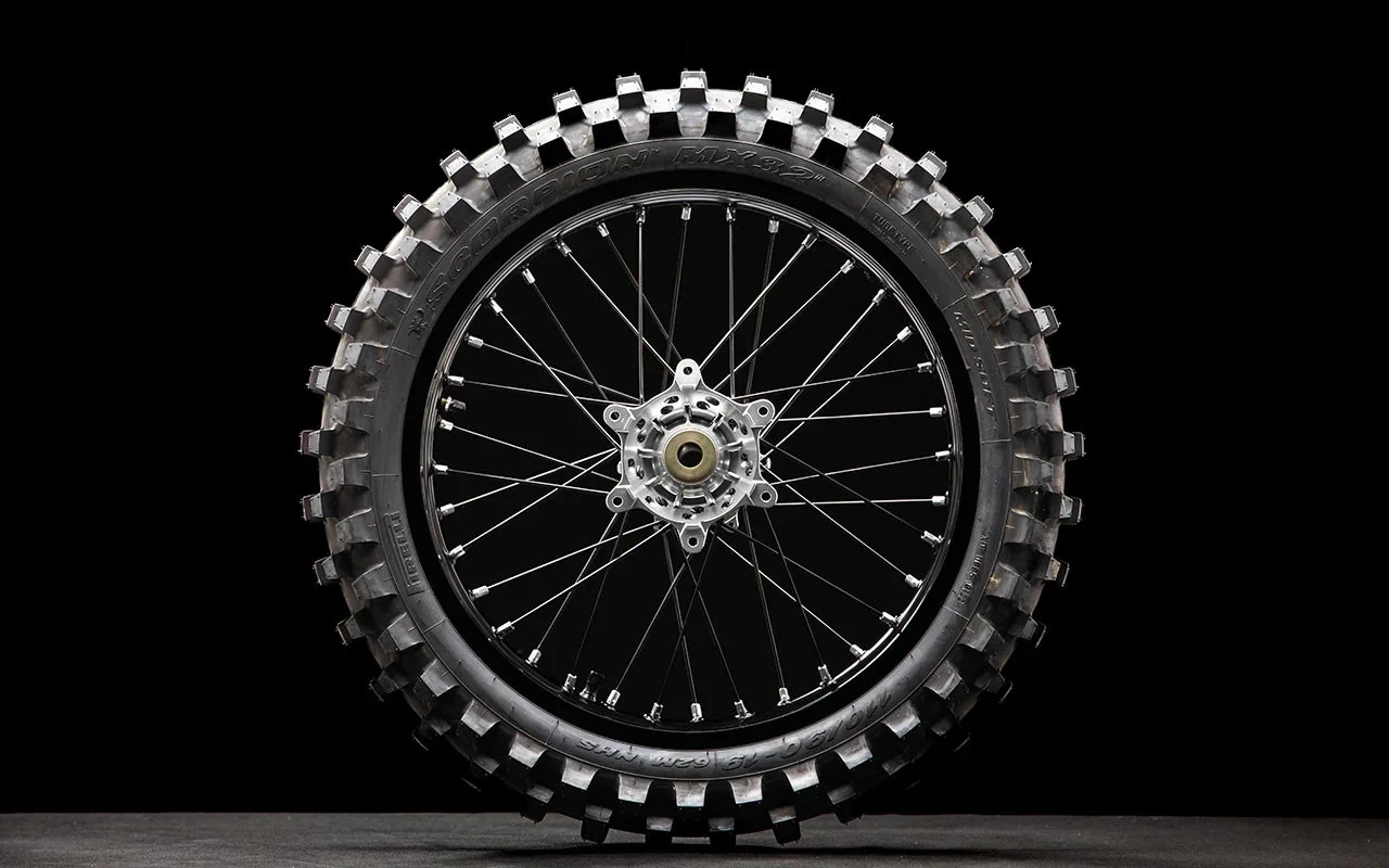 STARK VARG Complete Rear Wheel 18 - (Spacers Not Included)