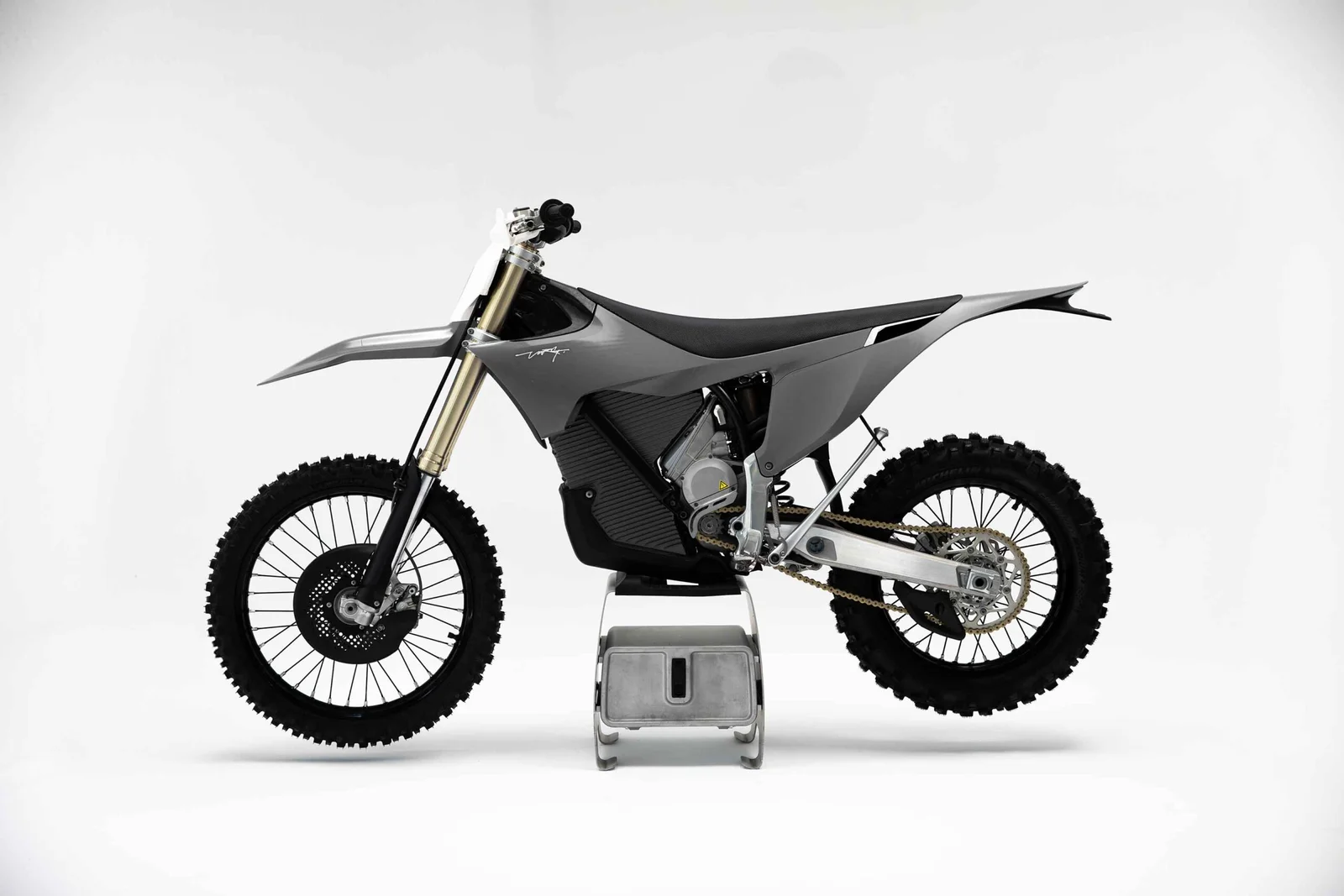 Stark VARG EX STANDARD 60HP ROAD LEGAL - View 2