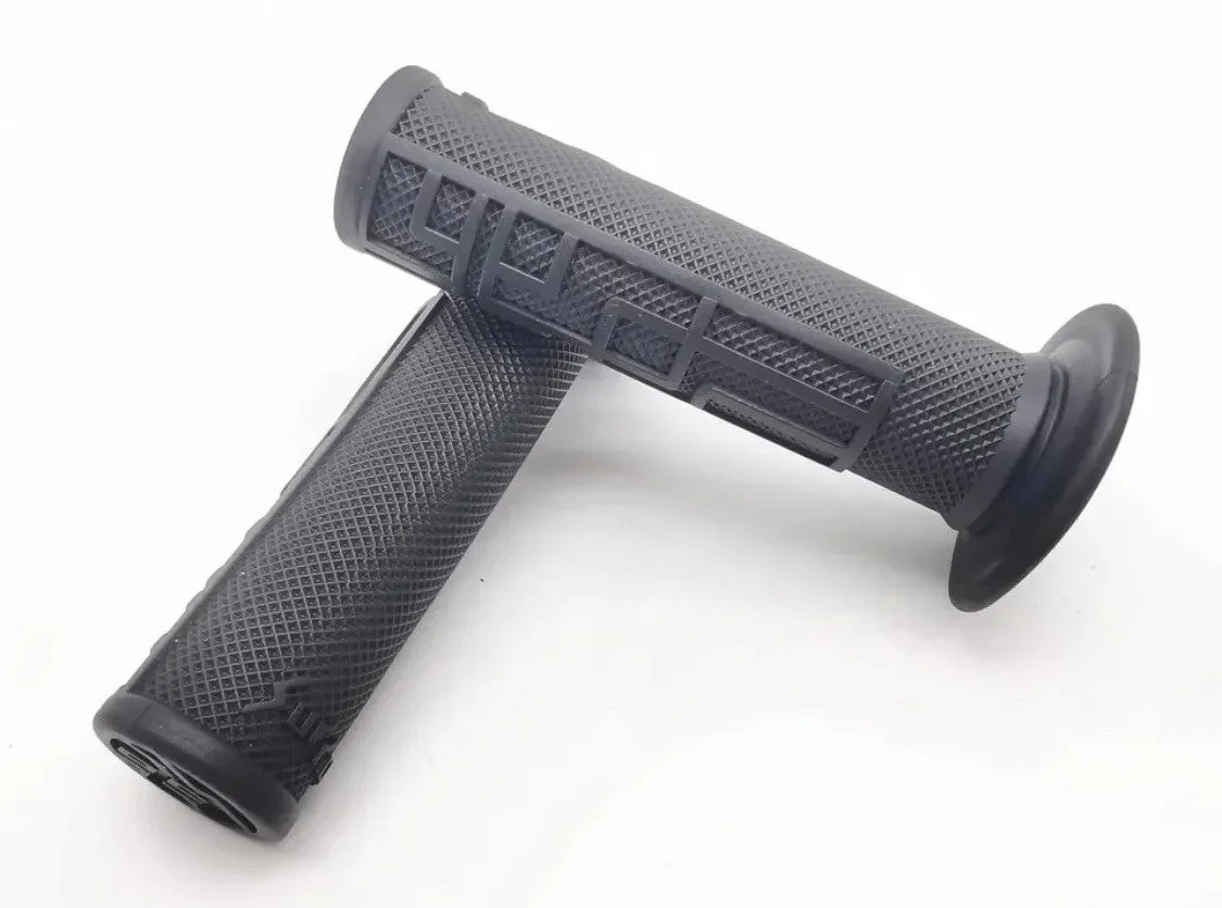 SUR RON LIGHT BEE OEM GRIP SET - BLACK